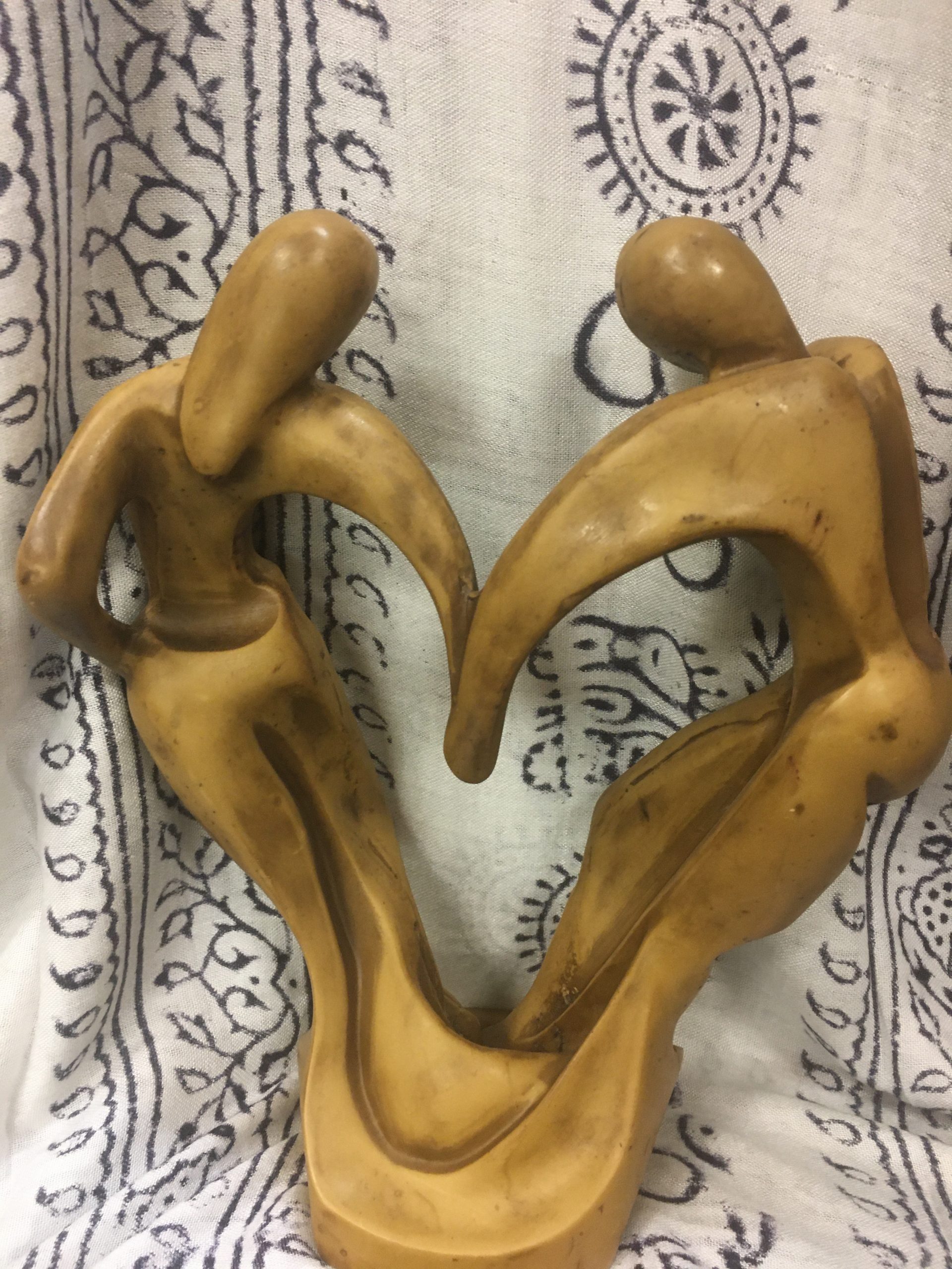 Dancers Resin Statue - Image 2