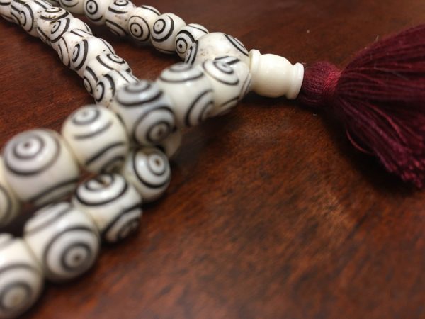 Etched Yak Bone Mala - Image 2